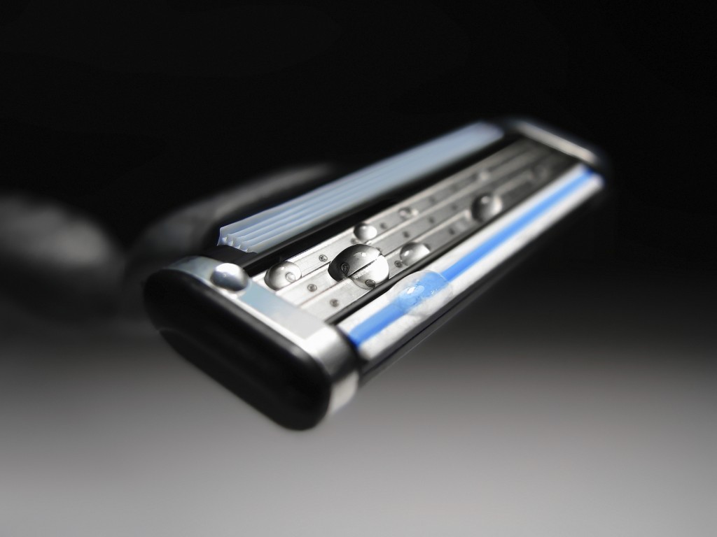 Amplifiers for industrial sensing and manufacturing